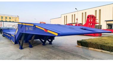 2 Line 4 Axle 120 Ton Folding Gooseneck Trailer will be sent to Saudi Arabia