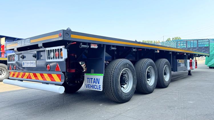 Triple Axle Flatbed Semi Trailer for Sale in Saudi Arabia