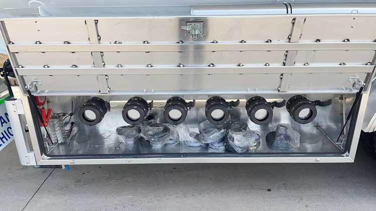 Stainless Steel Tanker Trailer for Sale in Saudi Arabia