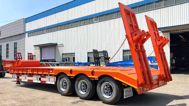 3 Axle Low Bed Trailer Price - 60 Ton Low Bed Trailer with Ramp in Saudi Arabia