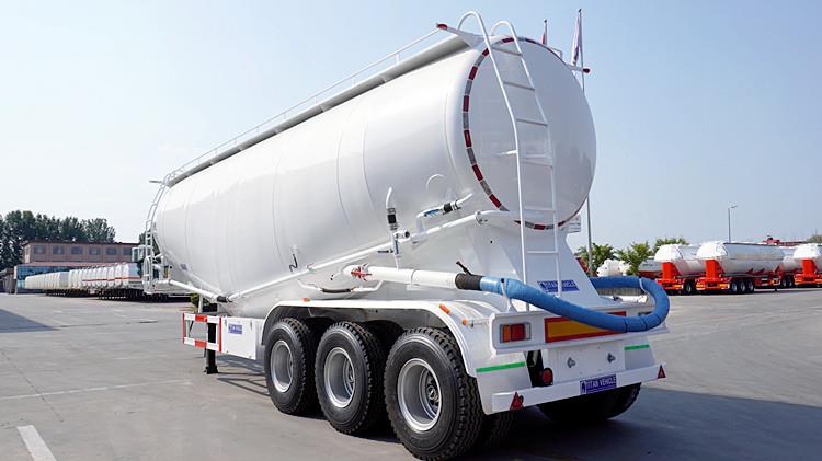 Pneumatic Bulk Cement Tanker Truck Trailer in Saudi Arabia Jeddah