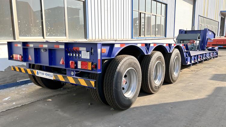 Detachable Lowboy Gooseneck Trailer for Sale in Saudi Arabia Jeddah